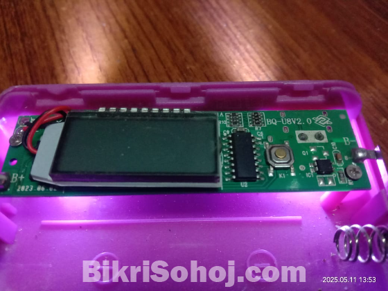 8 Battery Powerbank Case